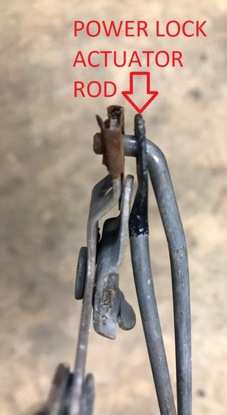 DOOR LOCK ACTUATOR TO LATCH ROD 78-88 G-BODY