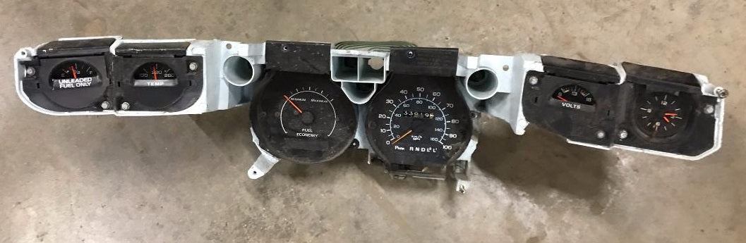 DASH GAUGE CLUSTER ,USED 76 77 CHEVELLE ELCAMINO MONTE CARLO