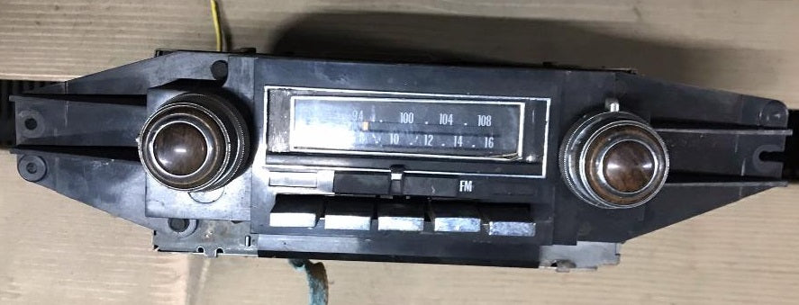 AM/FM 8 TRACK RADIO, 76 DEVILLE ELDORADO, USED,