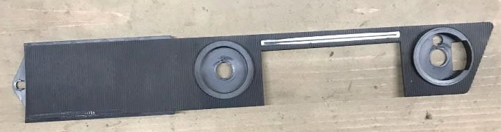 DASH RADIO BEZEL ,NO AC USED 66 67 CUTLASS 442