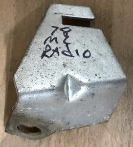 RADIO SIDE BRACKET ,78-88 MONTE EL CAMINO