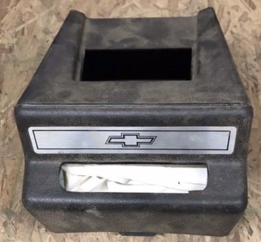 CHEVY TISSUE DISPENSER & LITTER BOX , USED