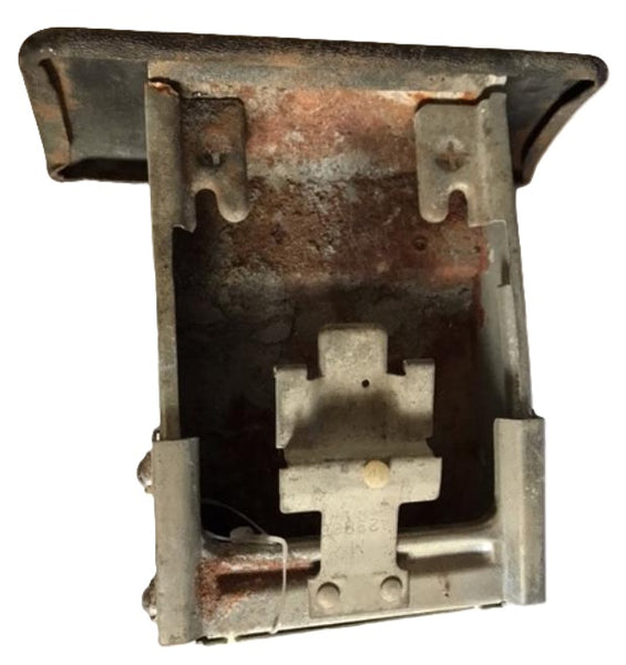 DASH ASHTRAY ,USED 73-77 GRAND PRIX AM CAN