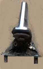 TAILGATE GLASS HINGE, LEFT w/WING USED 78-87 G-BODY WAGON