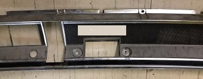 DASH BEZEL ,WITH AC USED 67 SKYLARK GS