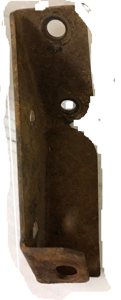 REAR BUMPER CENTER BRACKET ,USED 68 GTO