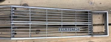 FRONT GRILLE, USED 75 BUICK CENTURY SPECIAL