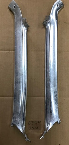 PILLAR INSIDE COVERS, PAIR  63 64 GRAND PRIX