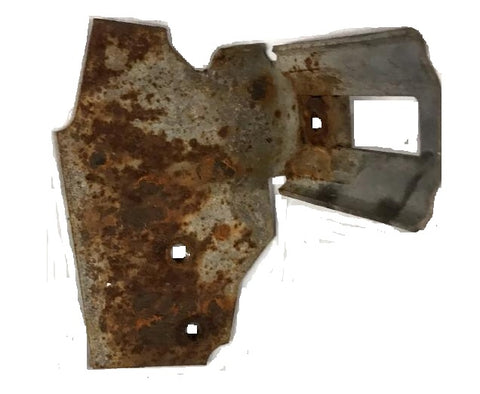 QUARTER GLASS TRACK BRACKET ,LOWER RIGHT 71-5 B-BODY CONVERT