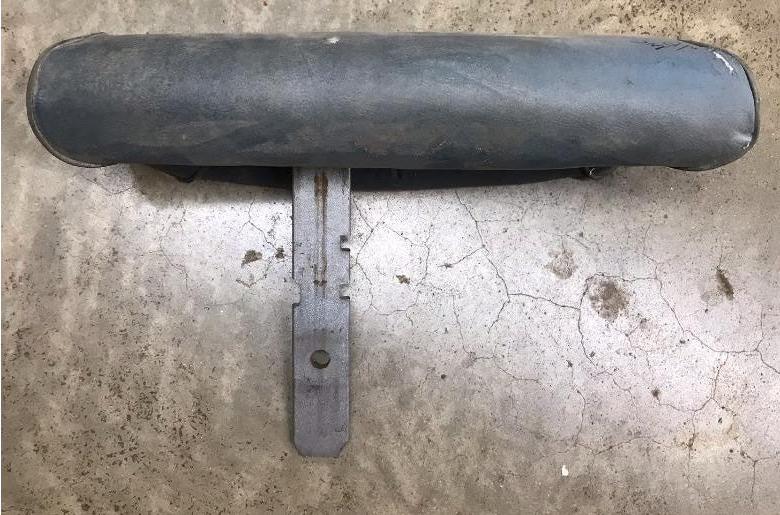 HEADREST ,RIGHT w/bench USED 74-77 A- X- B-BODY