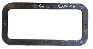 SMUGGLERS  BOX RETAINER, USED 73-77 ELCAMINO SPRINT