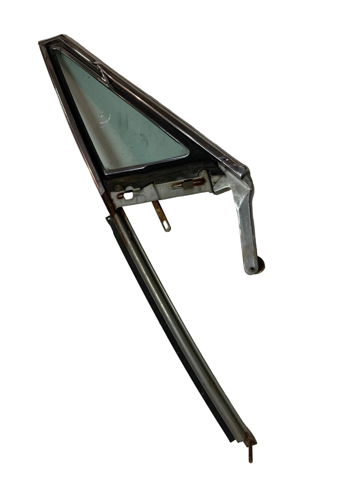 DOOR VENT ASSMY ,RIGHT COUP 67 68 B-BODY