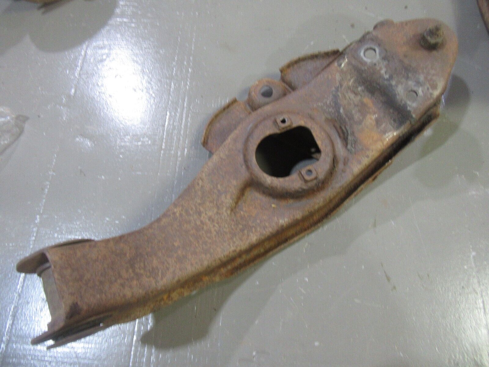 FRONT LOWER CONTROL ARM ,RIGHT USED 65-70 IMPALA CAPRICE