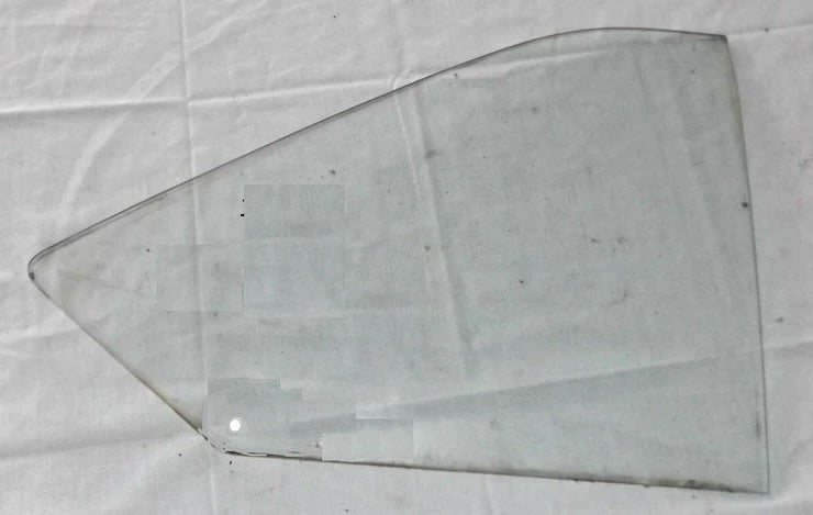 QUARTER GLASS ,SEDAN RIGHT CLEAR NEW 66 67 GTO 442 GS