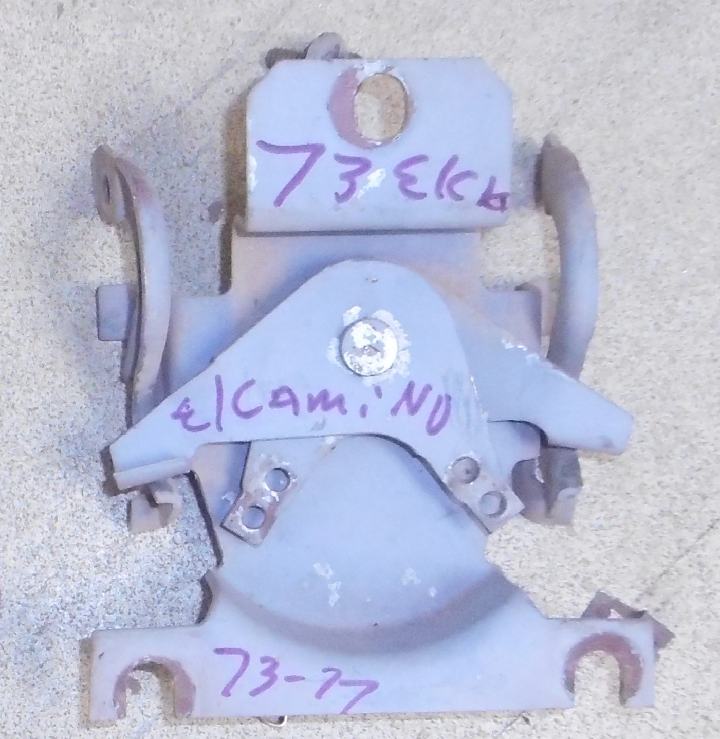 TAILGATE OPENING MECHANISM ,USED 73-77 ELCAMINO SPRINT