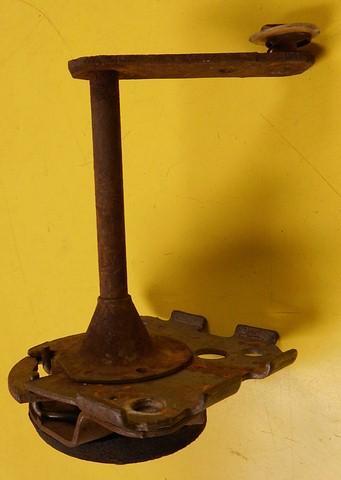 INSIDE DOOR OPENING CONTROL ,LEFT USED 62-65 NOVA