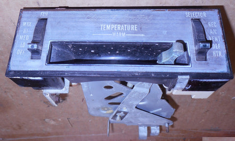 HEAT & AC CONTROL ,USED 70 BUICK,70-72 SKYLARK GS