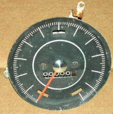 SPEEDOMETER GAUGE ,USED 66 67 CUTLASS 442