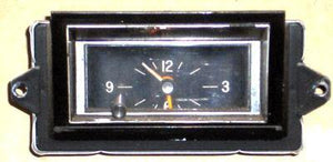DASH CLOCK ,USED 73-6 CUTLASS 442