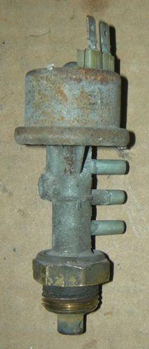 TCS SWITCH, ON INTAKE, 71-2 OLDS, DISTRIBUTOR VACUUM ADVANCE, USED