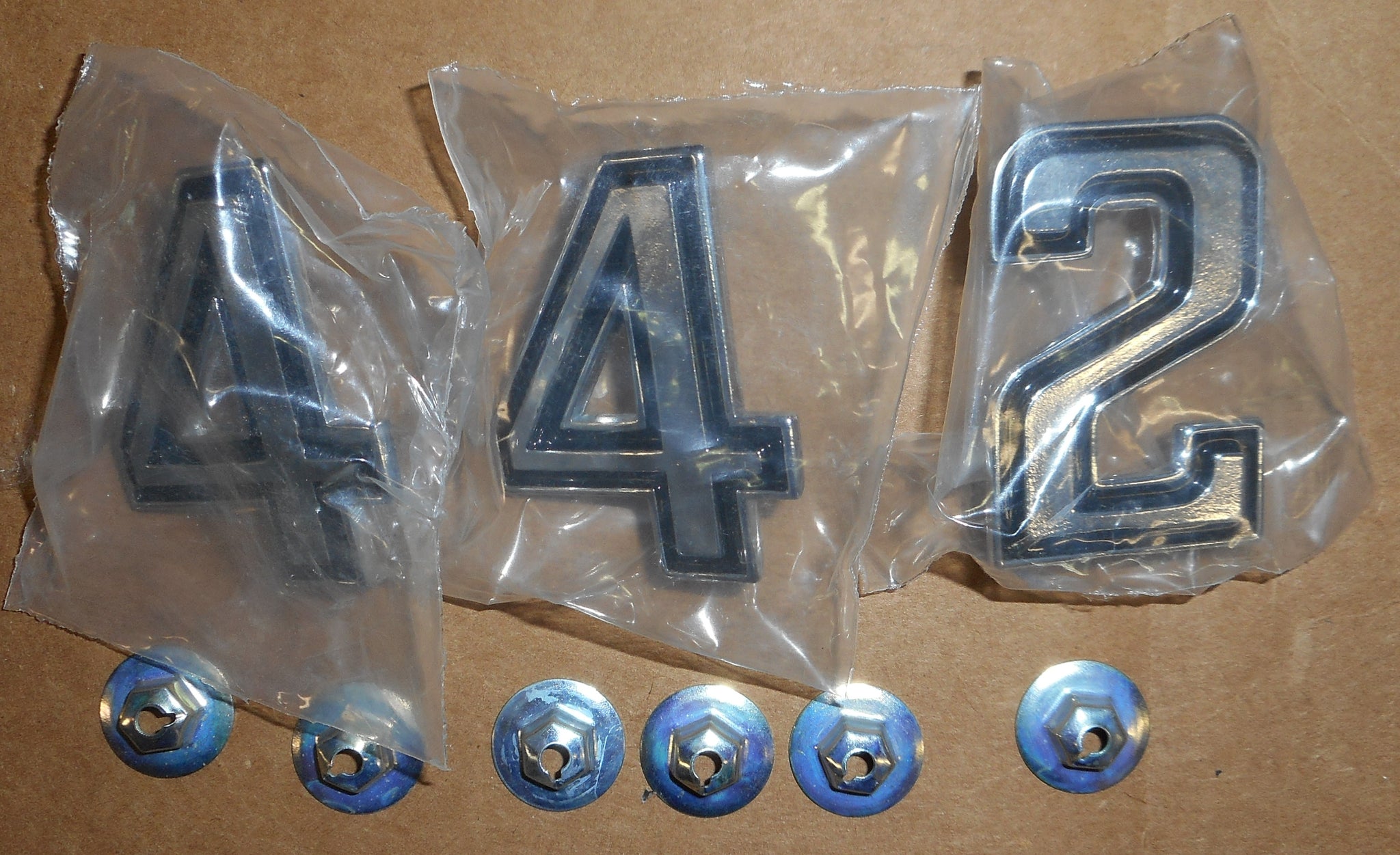 FENDER EMBLEM, (442), NEW, 3PCS, 69-73