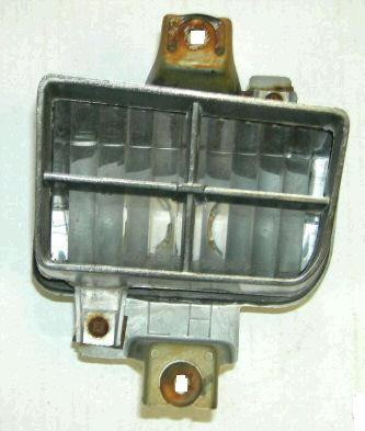 PARK LIGHT ASSEMBLY ,LEFT USED 77-78 FIREBIRD TA