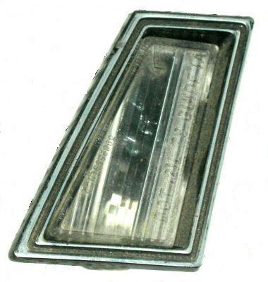 LICENSE PLATE LIGHT, LEFT USED 79-88 MONTE CARLO