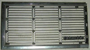 FRONT GRILL, LH, 83 DELTA 88, USED