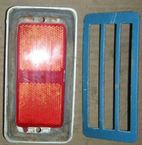 REAR MARKER LIGHT ASSEMBLY, 71-3 OLDS 98, EA, USED