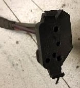 CONV TOP SWITCH PLUG, 68-72 BUICK, USED