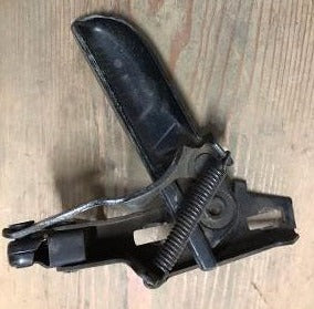 CONV TOP LATCH HANDLE ,LEFT USED 65-70 B-BODY