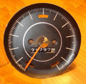 DASH SPEEDOMETER ,USED 66 67 CUTLASS 442