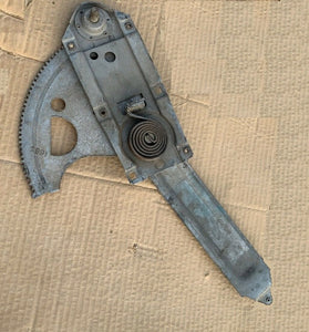 QUARTER GLASS REGULATOR, LEFT, MANUAL, USED, 68-72 A-BODY