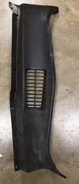 B PILLAR LOWER PANEL ,LEFT PLASTIC USED 73-77 ELCAMINO