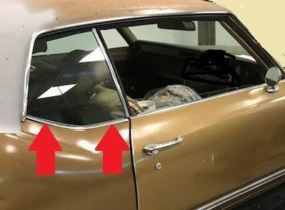 TOP OF QUARTER MOLDING ,RIGHT USED 70-72 CUTLASS SUPREME