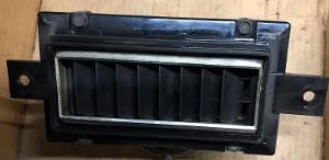 DASH VENT ,RH & CENTER ,USED 72-6 IMPALA CAPRICE