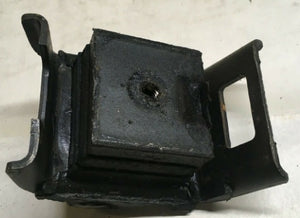 MOTOR MOUNT, 6 CYL, RUBBER 65-72 MOST CHEVYS