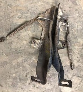 FRONT BUMPER BRACKETS  ,4PCS USED 70 SKYLARK GS