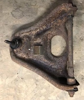 FRONT CONTROL ARM ,UPPER LEFT USED