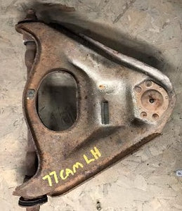 FRONT CONTROL ARM ,UPPER LEFT USED