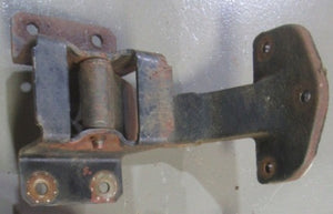 DOOR HINGE UPPER USED 65 66 B-C-BODY