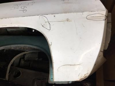 FRONT FENDER ,RIGHT USED 67 GRAND PRIX BONN CAT