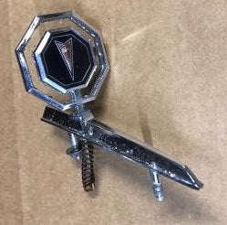 HEADER PANEL EMBLEM ,USED 85-87 GRAND PRIX