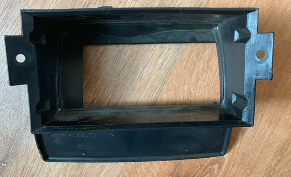 AC DASH VENT DUCT ,CENTER,USED 81-88 MONTE ELCAMINO