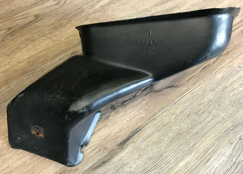 DASH VENT FRESH AIR DUCT ,RIGHT, NO AC USED 70-81 CAMARO