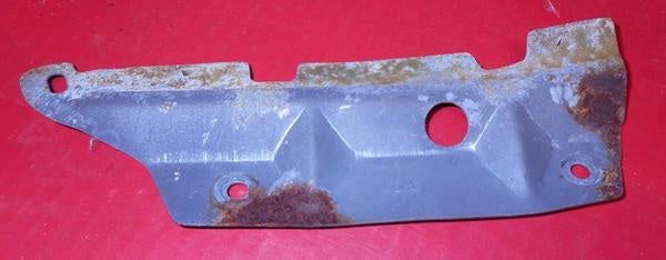 HEADLINER RETAINER, REAR PILLAR RIGHT USED 70-72 CHEVELLE SKYLARK