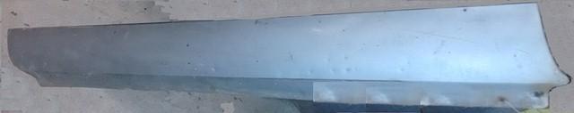 QUARTER PANEL LOWER REAR MOLDING, RIGHT SIDE, ROCKER CHROME EXTENSION, USED