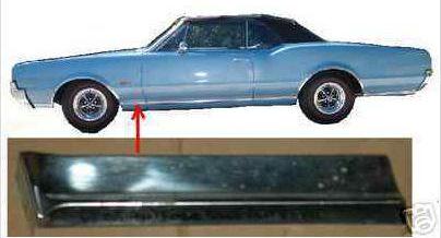 FENDER LOWER REAR MOLDING, LEFT USED 67 SUPREME 442