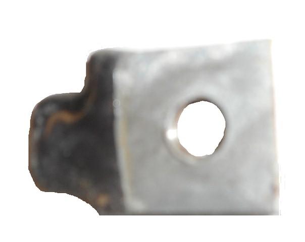 QUARTER GLASS LOWER STOP, ON TRACK 66-67 A-BODY
