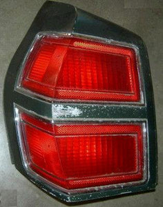 TAIL LIGHT ASSEMBLY, LH, 74 OLDS 88 & ROYALE, LENS 2 BEZELS HOUSING, USED